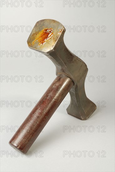 Tinker hammer, hammer from casting, hammer tool kit metal iron wood veneer, forged Hammer Short round wooden handle. Elongated