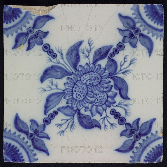 Ornament tile, flowers, round leaf work, corner motif quarter rosette, wall tile tile sculpture ceramic earthenware glaze, baked