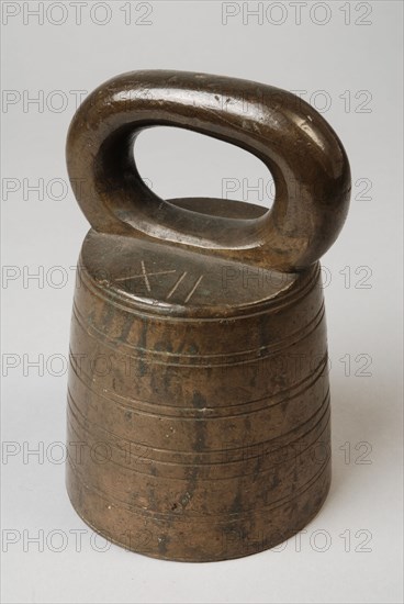 Bronze stool weight with caliper S and weight XII, stool weight weight bronze, Weight slightly conical with rounded lines