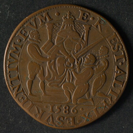 Medal on the help of Leycester, jeton utility medal penny exchange copper, the sword above which in Hebrew Jehovah stands