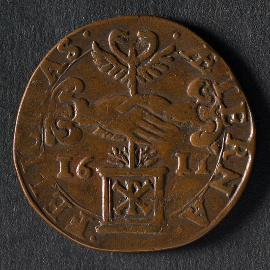 Medal in honor of Albert and Isabella, jeton utility medal penny exchange copper, two hands held together holding the altar