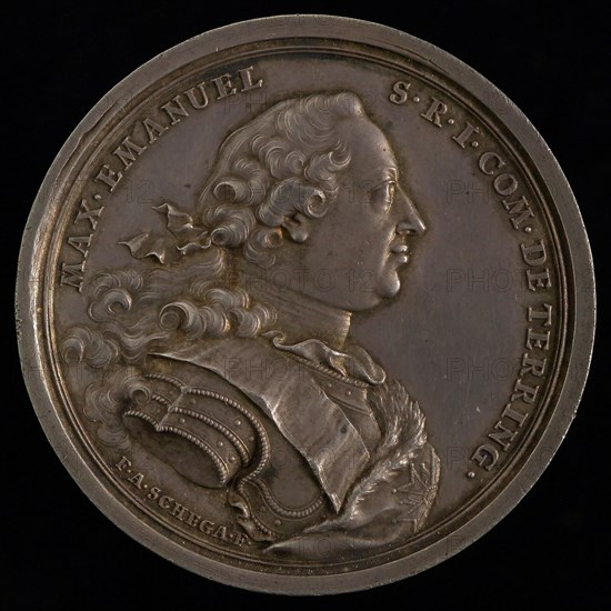 F.A. Schega, Medal on Maximilian Emanuel Count of Terring, Lord of Gronsfeld, penning footage silver, bust Maximilian Emanuel