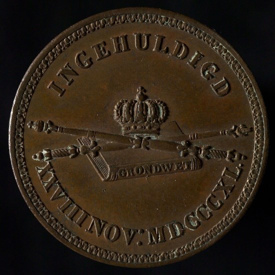 Medal on the Inauguration of King Willem II in Amsterdam, medallions bronze bronze 2,3, text only, WILLEM II KING OF THE