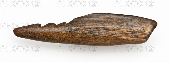 Legs pointed with three barbs, pointed harpoon soil found leg, sawn cut ground Late stone age archeology Maglemose culture