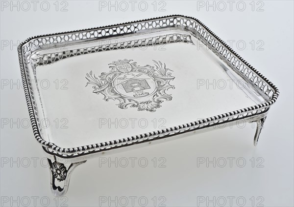 Rudolph Sondag, Silver leaf, with engraving of the Rotterdam bread, pies and cuckoo's guild, tray tray holder silver, Cabaret