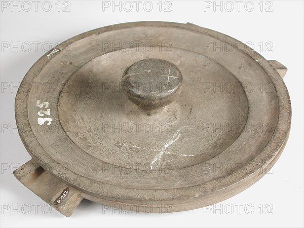 Dirck Messchaert II, Two-piece mold for plate, mold casting tool tools kit base metal bronze, and year 1737 Rotterdam tin tinker