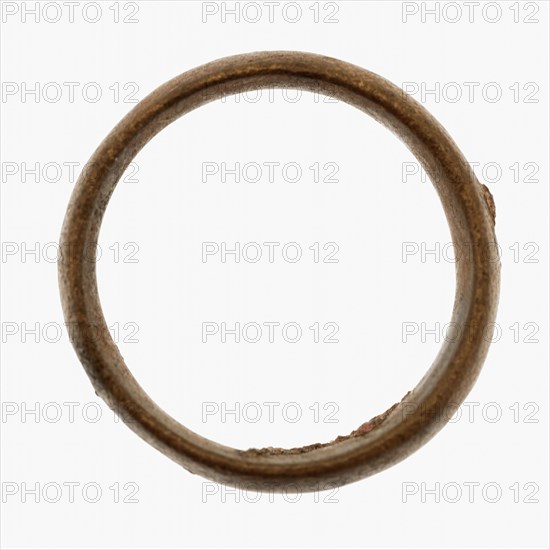 Copper ring, semicircular cross-section, ring jewel clothing accessory clothing soil find copper bronze metal d 0.4, cast Copper