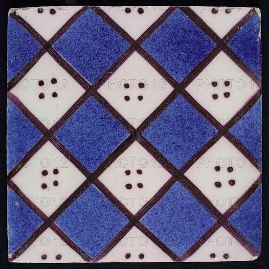 F.J. Kleyn, Ornament tile with checkerplate motif, wall tile tile sculpture ceramic earthenware glaze, baked 2x painted glazed