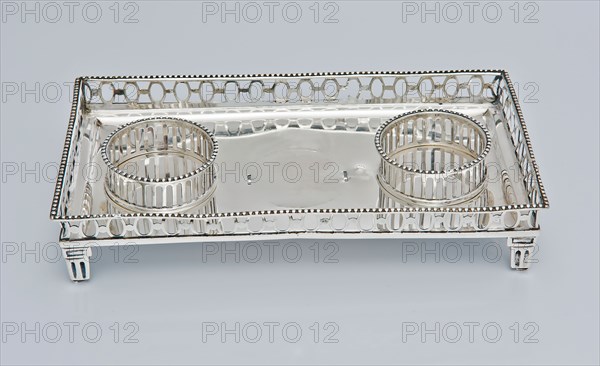 Silversmith: La Blanc, Incomplete silver ink set, ink set silver, sawn (raised edges) Rectangular smooth leaf on four fluted