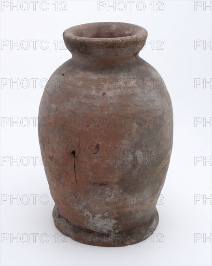 Pottery pot on stand, baluster shape, was used in the sugar industry, sugar pot pot holder soil find ceramic earthenware glaze