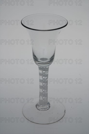 Chalice, pendulum glass, wine glass drinking glass drinking utensils tableware holder glass lead glass, gram free blown