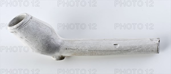 Hendrick Jansz., White clay pipe, marked, with smooth handle, clay pipe smoking equipment smoke floor earthenware ceramics