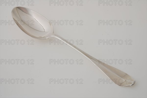 Silversmith: Johannes Verlooven, Spoon with oval container, spoon cutlery silver, forged Set of six spoons (1-6) and six forks