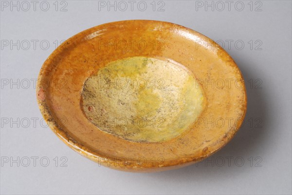 Small earthenware dish or salt dish, glazed in yellow and brown, on stand, salt bowl salt barrel tableware holder soil find