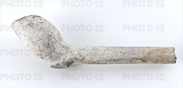 White clay pipe, unnoticed, with smooth handle, clay pipe smoking equipment smoking ground find ceramics pottery, pressed