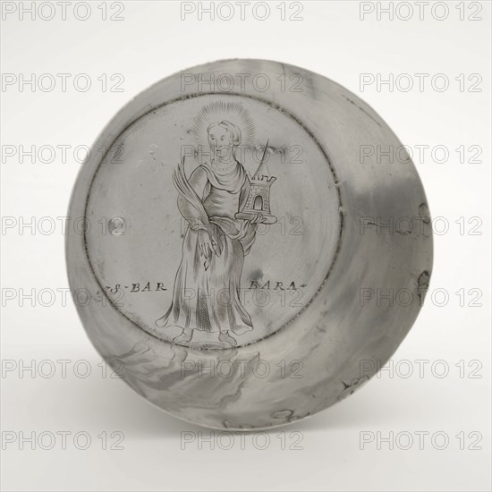 Silver kalktobbe or mason trap with image H. Barbara, tub bowl model, hammered drawn engraved Round layer and slightly conical