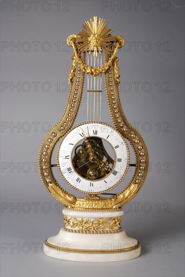Jean-Simon Bourdier, died 1839, Clock in which the timepiece forms the weight of the pendulum, on an oval white marble base
