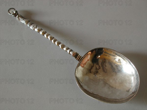 Silversmith: Gerard Caesar (?), Spoon with bokkepoot on end of stem, goat spoon spoon cutlery silver, forged cast, handle end