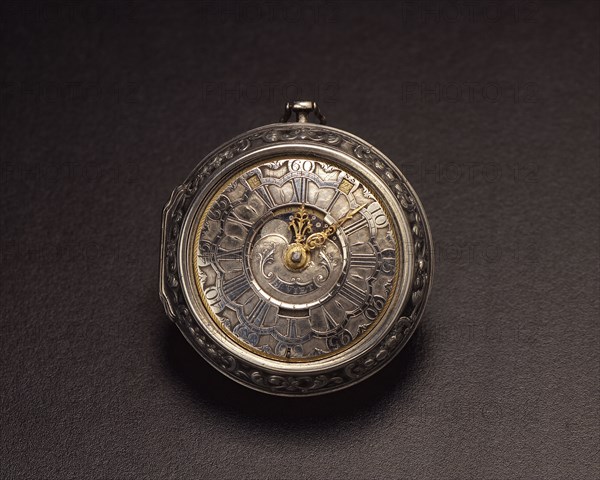 Jacobus Viet, Pocket watch with silver dial with date calendar with moon views and gold hands, silver exterior case, pocket