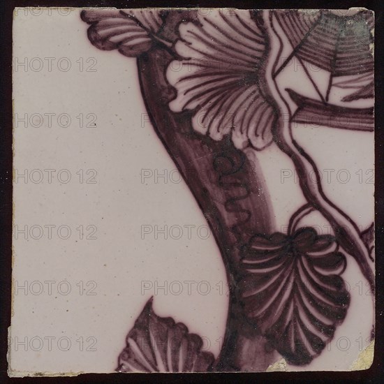 Tile of purple tile pilaster with twisted column with leaves of leaves, grapes, spiders, insects and bird, tile pilaster footage