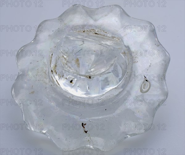 Fragment of foot and stem of calyx, shot glass drinking glass drinking utensils tableware holder soil find glass, hand-blown