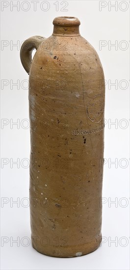 Stoneware mineral water pitcher, cylindrical with round shoulder, sausage ear and short neck, mineral water pitcher jar product