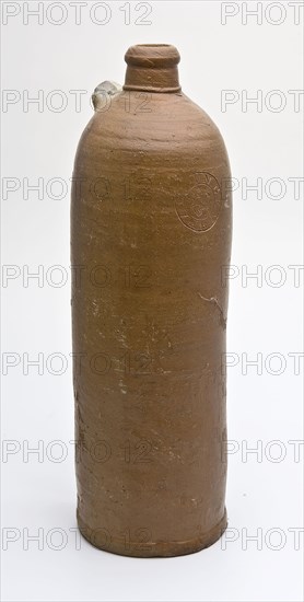 Stoneware mineral water pitcher, cylindrical with round shoulder, sausage ear and short neck, mineral water pitcher jar product