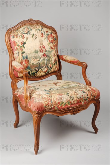 Beechwood rococo armchair, armchair armchair chair seating furniture interior interior design wood beechwood wool silk brass