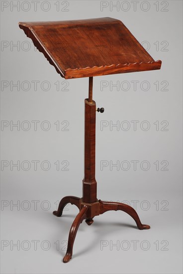 Lessons, lectern standard furniture interior design oak wood mahogany walnut wood, Oak wood with mahogany veneered hexagonal