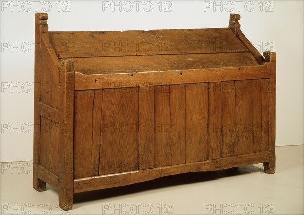 Reader, lectern standard furniture interior design wood oak wood, Oak wood desk with oblique writing surface with engraved