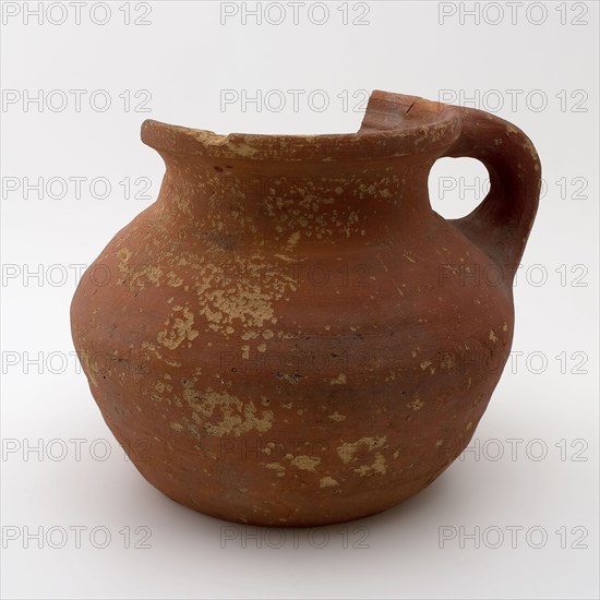 Pottery room comfort with curved bottom, sausage ear, straight neck, red annealed earthenware, pot holder sanitary earthenware