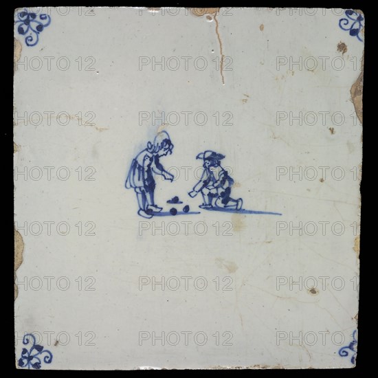 Scene tile, double child's play, shooting nuts, marbles, corner motif spider, wall tile tile sculpture ceramics pottery glaze