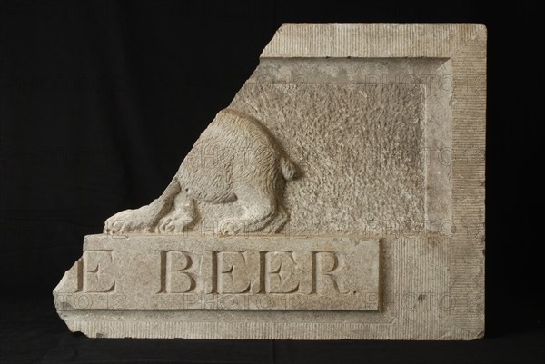 Fragment of bluestone facing brick (D)E BEER, facing brick fragment sculpture sculpture building piece hard stone stone