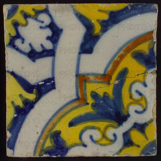 Ornament tile, diagonally across the tile white braid band motif, corner motif quarter rosette, wall tile tile sculpture ceramic