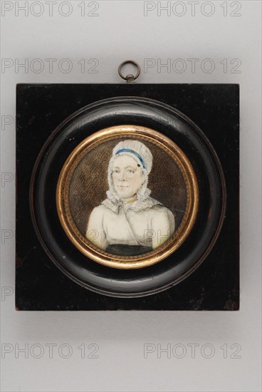 Portrait miniature of woman, portrait miniature painting sculpture wood ivory paint watercolor ivory medium (day size), Dark