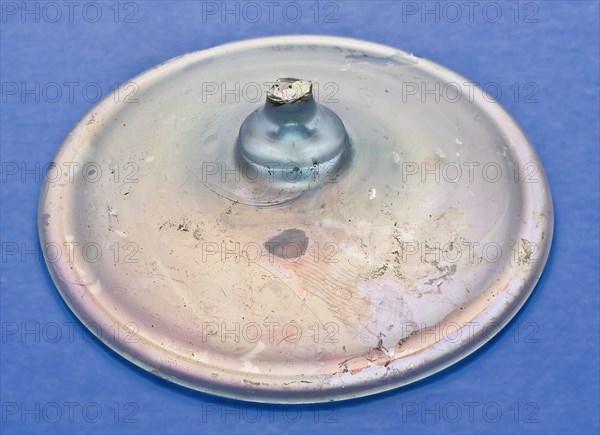 Fragment of foot and base of stem of goblet la façon de Venise, drinking cup drinking utensil holder soil find glass, handblown