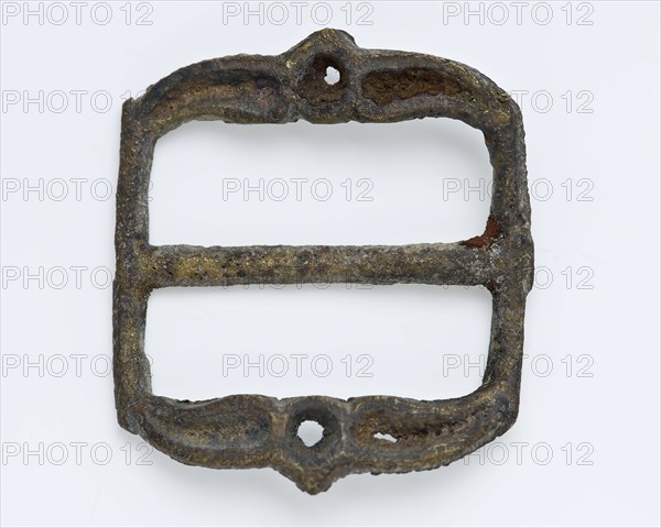 Belt accessories in the form of buckle with bent middle post, including hanging loop, buckle fastener component ground find