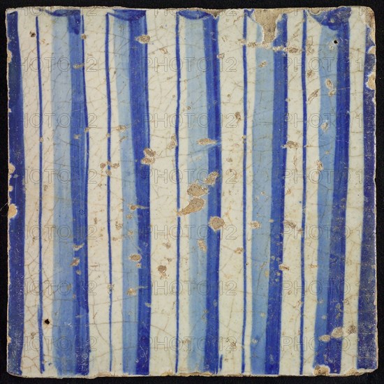 Tile of chimney pilaster, blue on white, part of pillar with flutes, chimney pilaster tile pilaster footage fragment ceramics