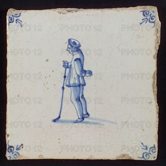 Scene tile, child's play, flasks, corner motif ox's head, wall tile tile sculpture ceramic earthenware glaze, baked 2x glazed