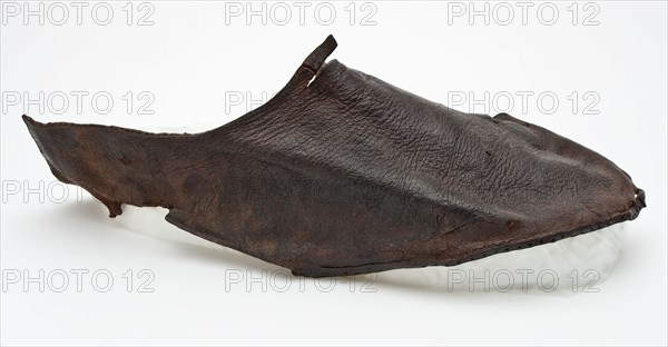 Fragment leather shoe, right shoe with cut on the instep, shoe footwear clothing soil find leather, tanned cut sewn Fragment