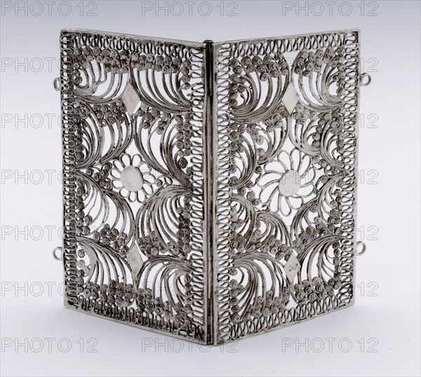 Silver miniature case, filigree, casing holder dolls toy recreation tool miniature model silver, drawn filigrein rectangular