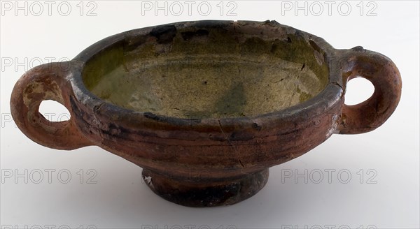 Earthenware pap bowl with two standing sausage ears, on stand, internal yellow glazed, papkom bowl crockery holder soil find