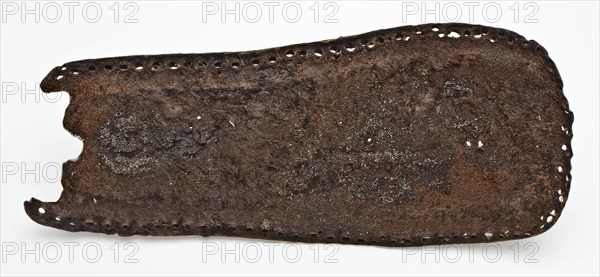 Leather sole of shoe, round heel, flat nose, around sewing thread, shoe footwear clothing soil find leather, archeology