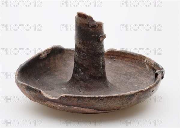 Fragment of red earthenware oil lamp, oil lamp lamp lighting tool soil find ceramic earthenware glaze lead glaze, hand turned