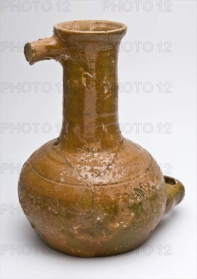 Pottery starling with long neck, roof hole and hanging eye, starch pot holder soil find ceramic earthenware glaze lead glaze