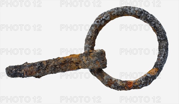 Pen with ring (eye), lock sealant soil find iron metal, archeology Rotterdam City Triangle New Haven archaeological find