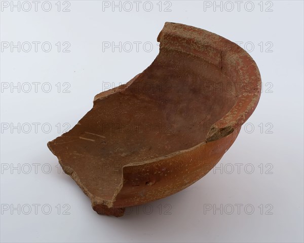 Deep bowl on stand fins of red earthenware, bowl bowl earthenware ceramic pottery, hand-turned fried Deep bowl on wide stand