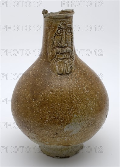 Brown Bartmann jug, also called Bellarmine jug, underside of belly and foot gray, Bartmann jug jug crockery holder soil find