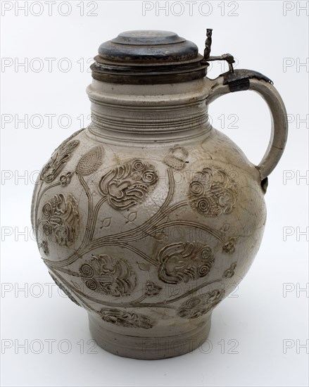 Stoneware bullet-shaped bell with silver lid, flowers swinging on the belly and portrait medallion, Bullet chuck jug crockery