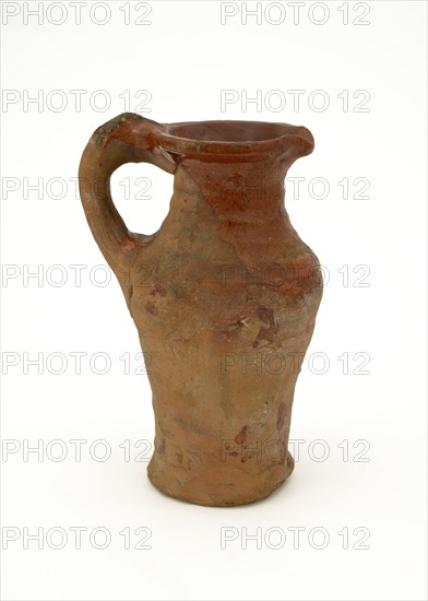 Pottery jug from the sugar industry, syrup jug, jug crockery holder soil find ceramic earthenware glaze lead glaze, hand-turned